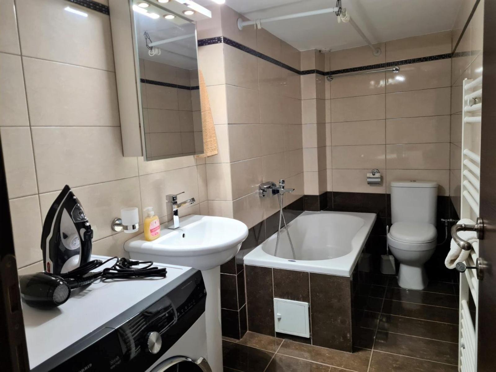 Lirtzis Luxury *